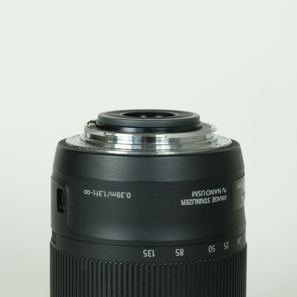 Canon EF-S18-135mm F3.5-5.6 IS USM