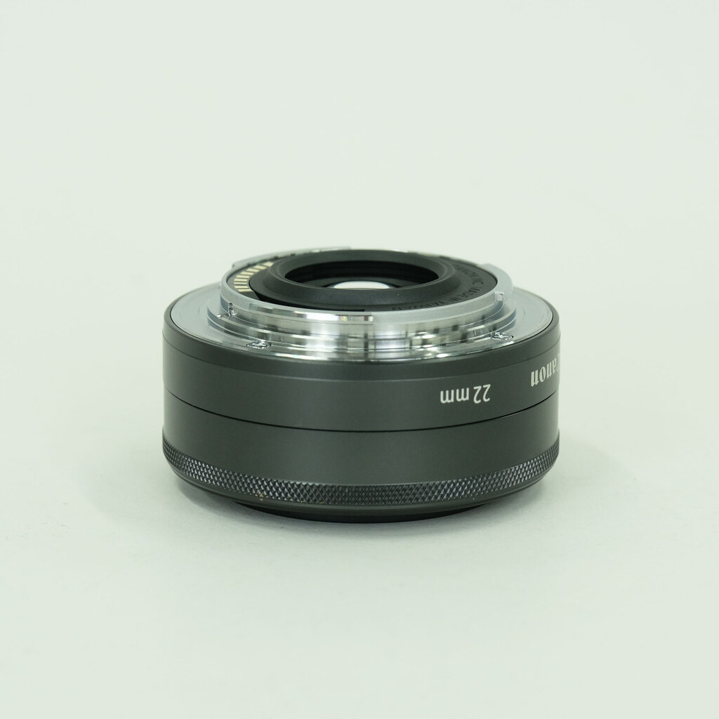 Canon EF-M22mm F2 STM Canon EF-M22mm F2 STM