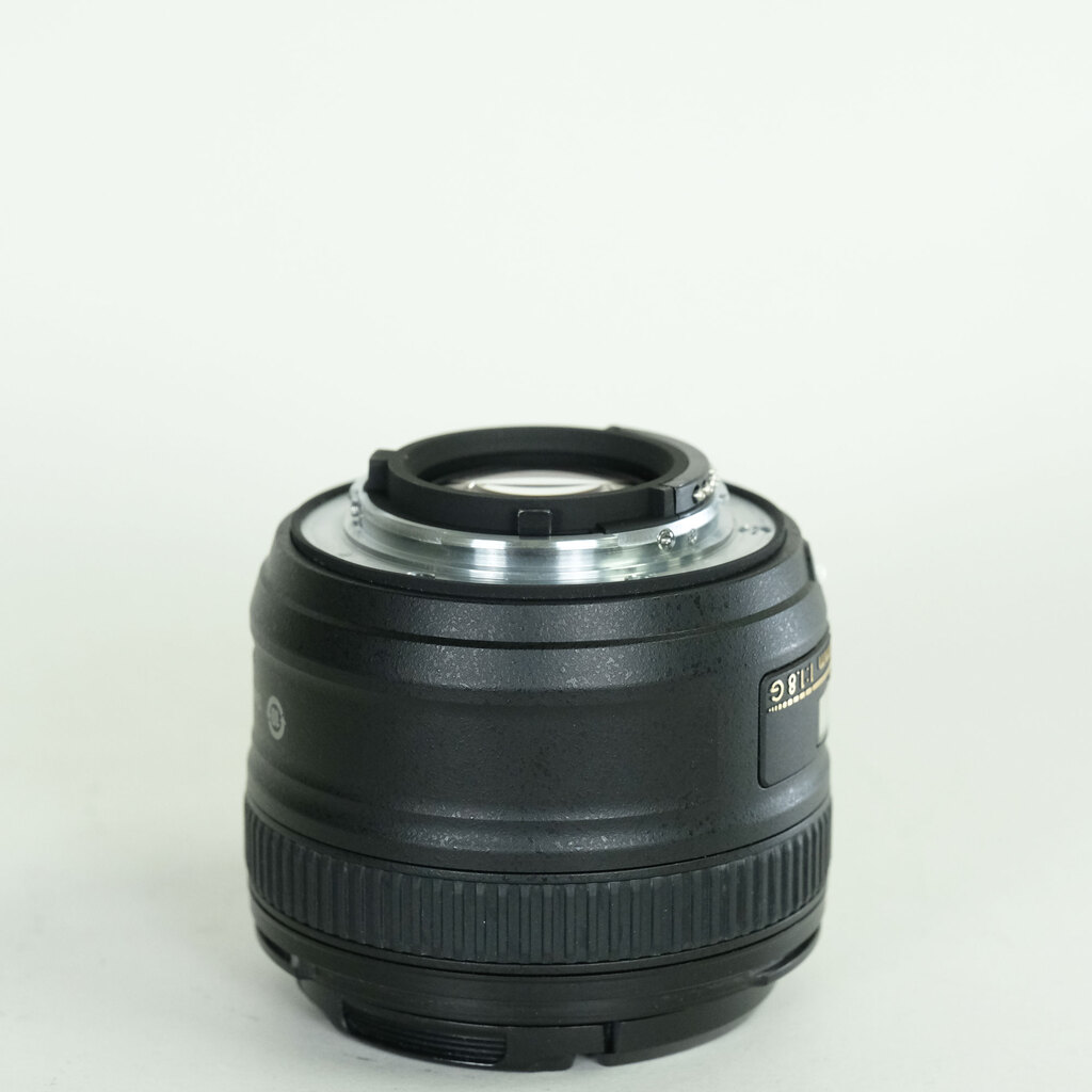 Nikon AF-S NIKKOR 50mm f/1.8G Nikon AF-S NIKKOR 50mm f/1.8G