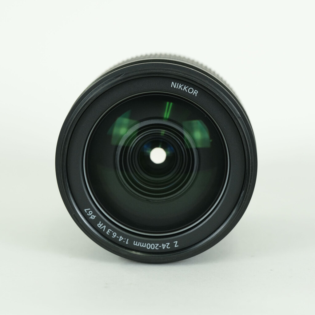 Nikon NIKKOR Z 24-200mm f/4-6.3 VR Nikon NIKKOR Z 24-200mm f/4-6.3 VR