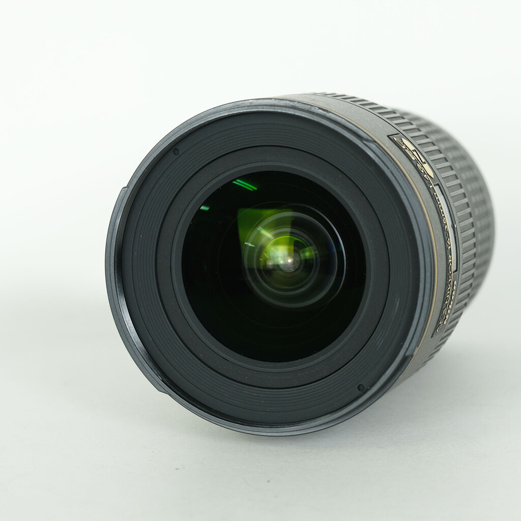 Nikon AF-S NIKKOR 16-35mm F4 G ED VR