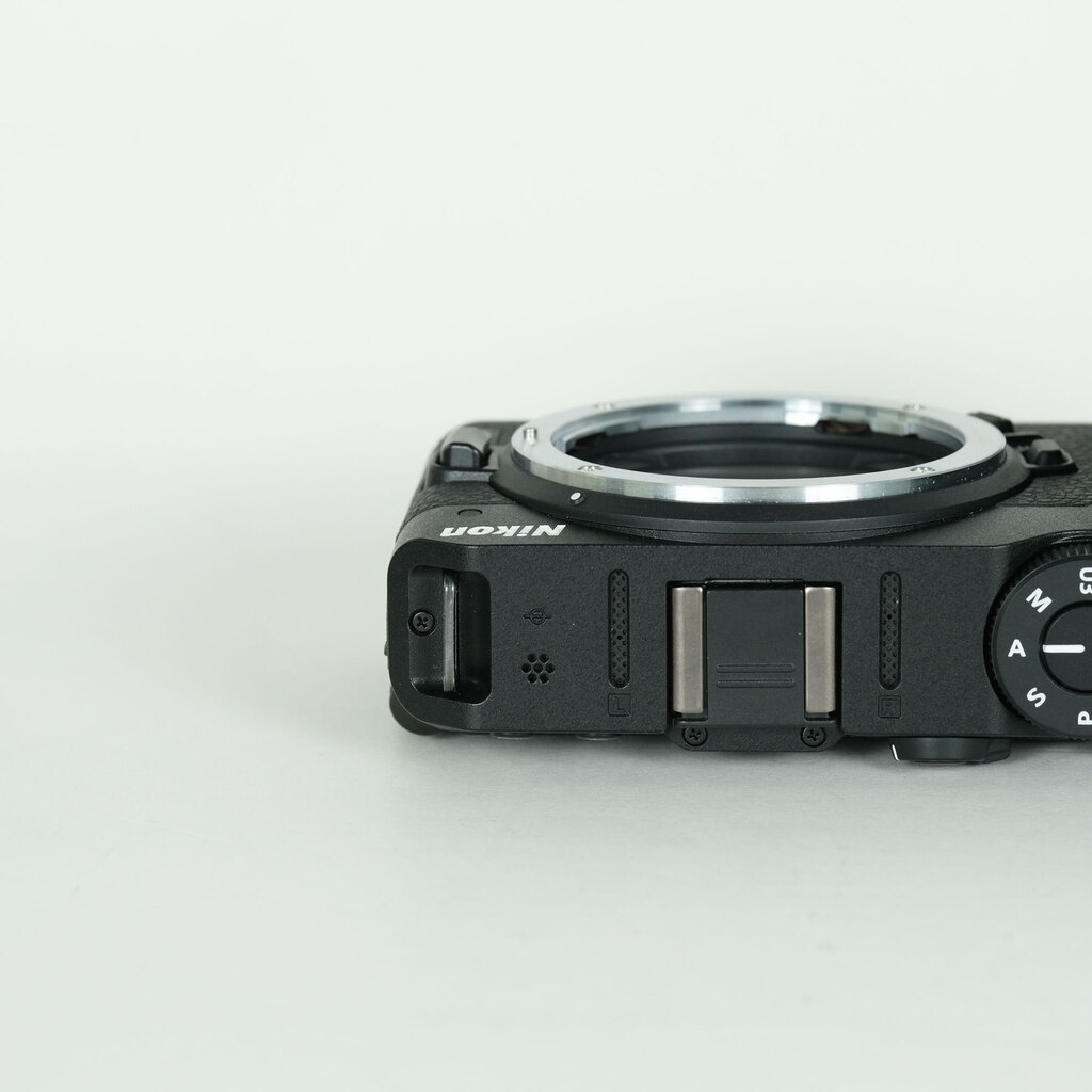 Nikon Z30の出品 | ONE SCENE（ワンシーン）