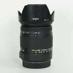SIGMA 18-250mm F3.5-6.3 DC MACRO OS HSM (キヤノンEF用)