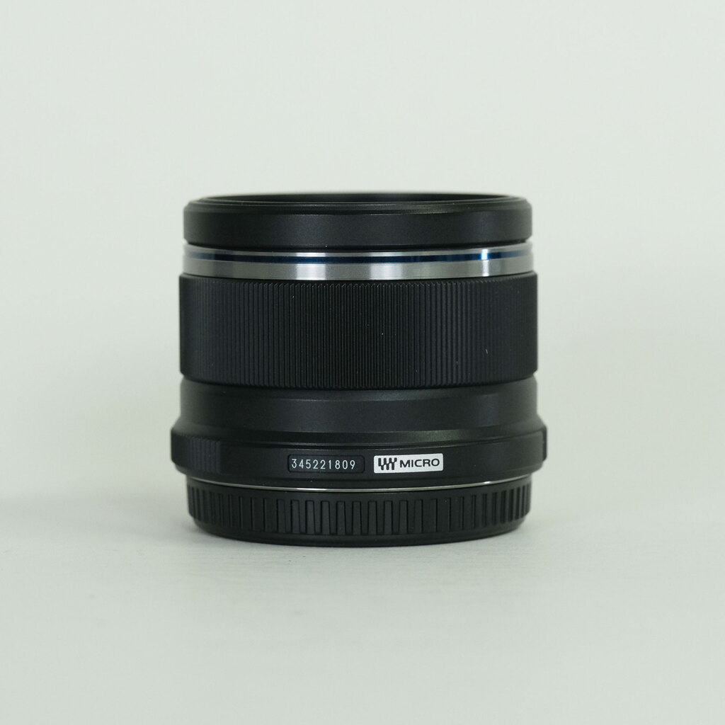 OLYMPUS M.ZUIKO DIGITAL 25mm F1.8 OLYMPUS M.ZUIKO DIGITAL 25mm F1.8