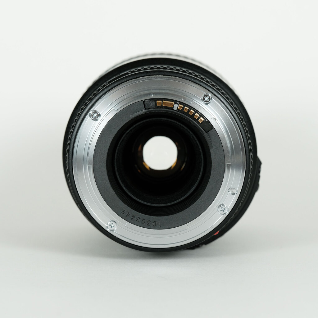 Canon EF100mm F2.8 マクロ USM