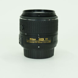 Nikon AF-S DX NIKKOR 18-55mm f3.5-5.6G VR II