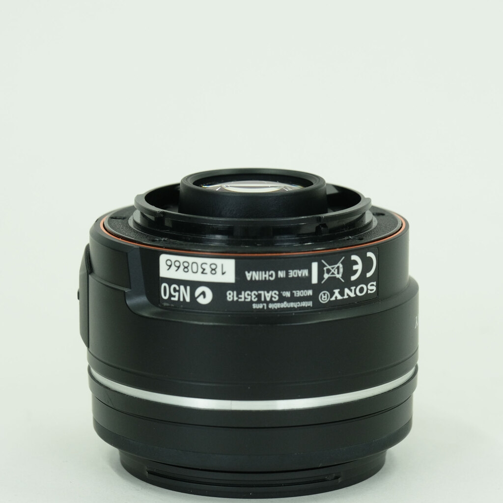 SONY DT 35mm F1.8 SAM SAL35F18 SONY DT 35mm F1.8 SAM SAL35F18