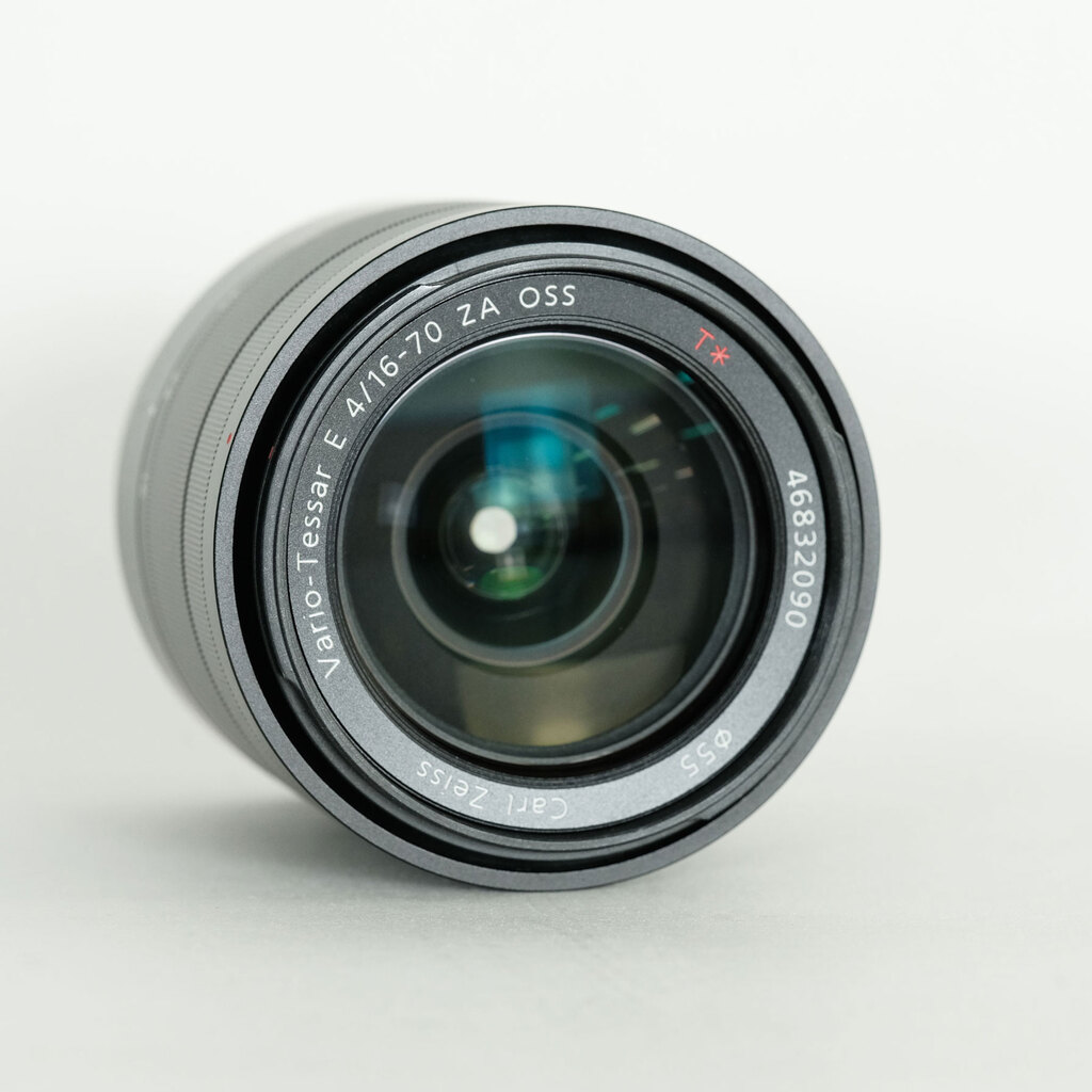 SONY Vario-Tessar T＊ E 16-70mm F4 ZA OSS SEL1670Z