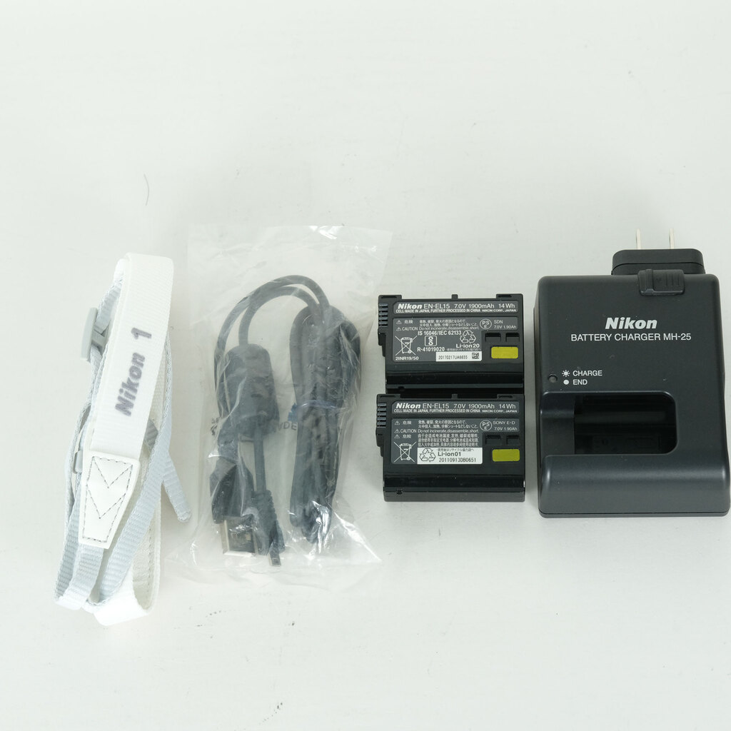 Nikon Nikon1 V1 ボディ ホワイト Nikon Nikon1 V1 ボディ ホワイト
