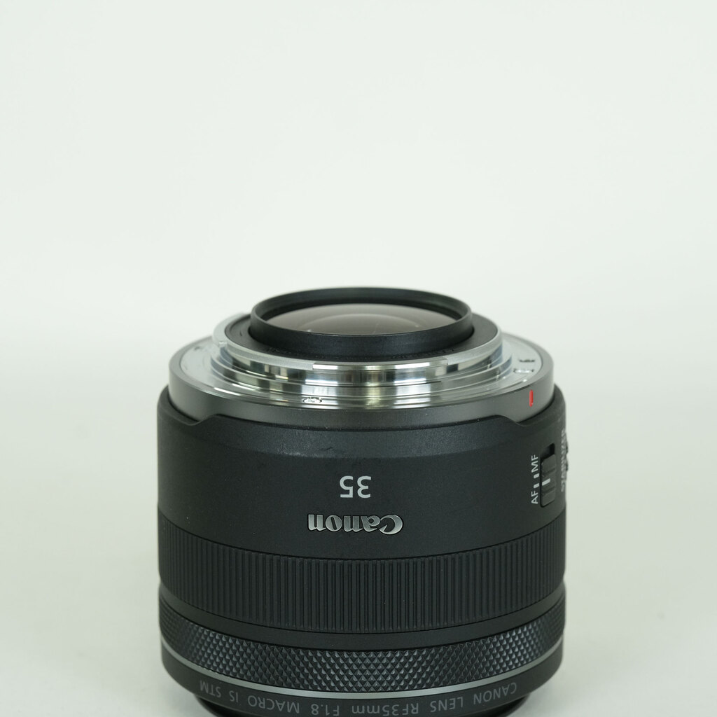 Canon RF35mm F1.8 MACRO IS STM
