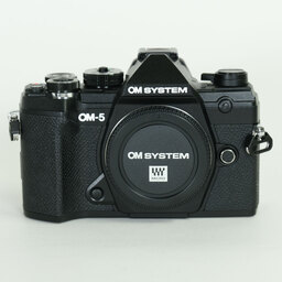 OM SYSTEM OM-5