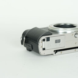 OLYMPUS PEN E-PL9