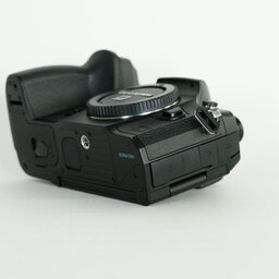 OM SYSTEM OM-1 OM SYSTEM OM-1