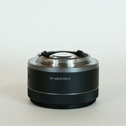Canon RF16mm F2.8 STM