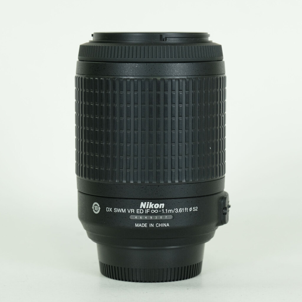 Nikon AF-S DX VR Zoom-Nikkor 55-200mm F4-5.6G IF-ED