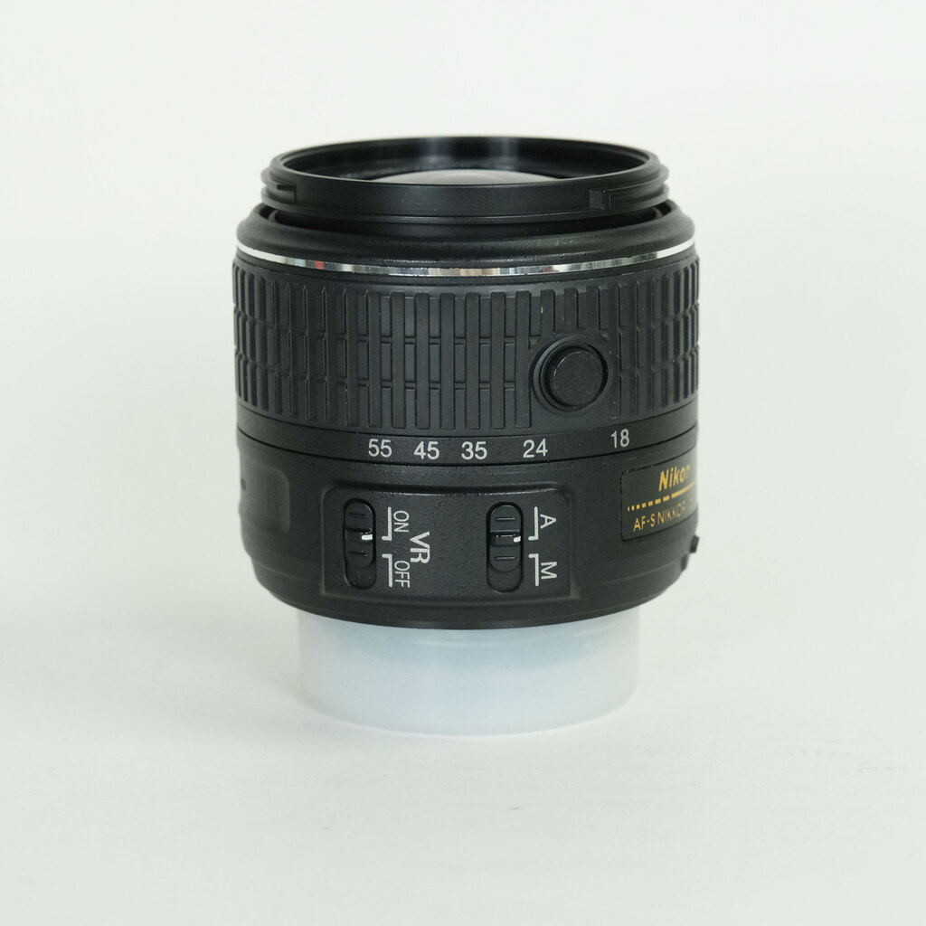 Nikon AF-S DX NIKKOR 18-55mm f3.5-5.6G VR II