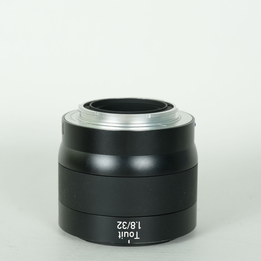 Carl Zeiss Touit 32mm F1.8（ソニーE用）