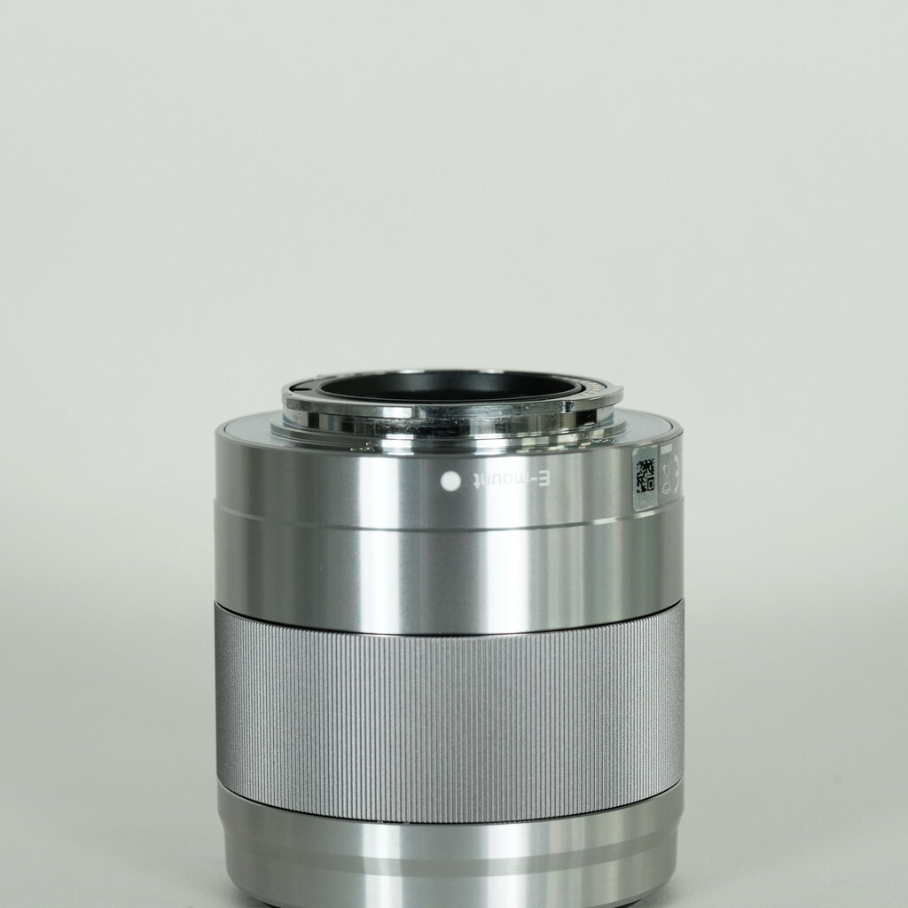 SONY E 50mm F1.8 OSS SEL50F18