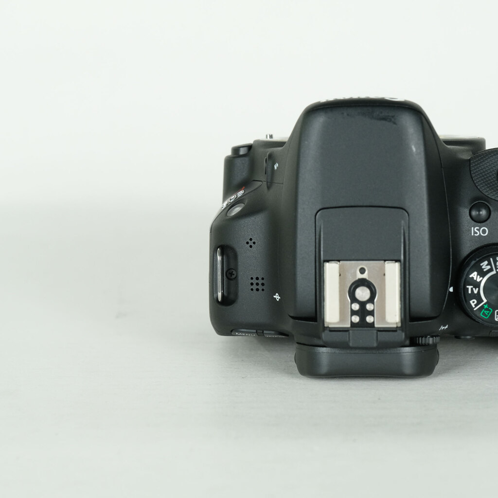 Canon EOS Kiss X7