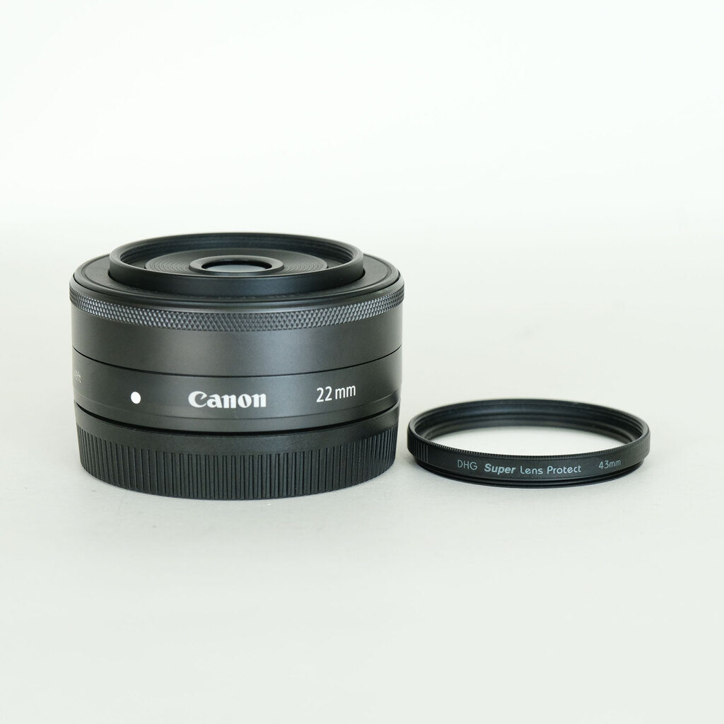 Canon EF-M22mm F2 STM