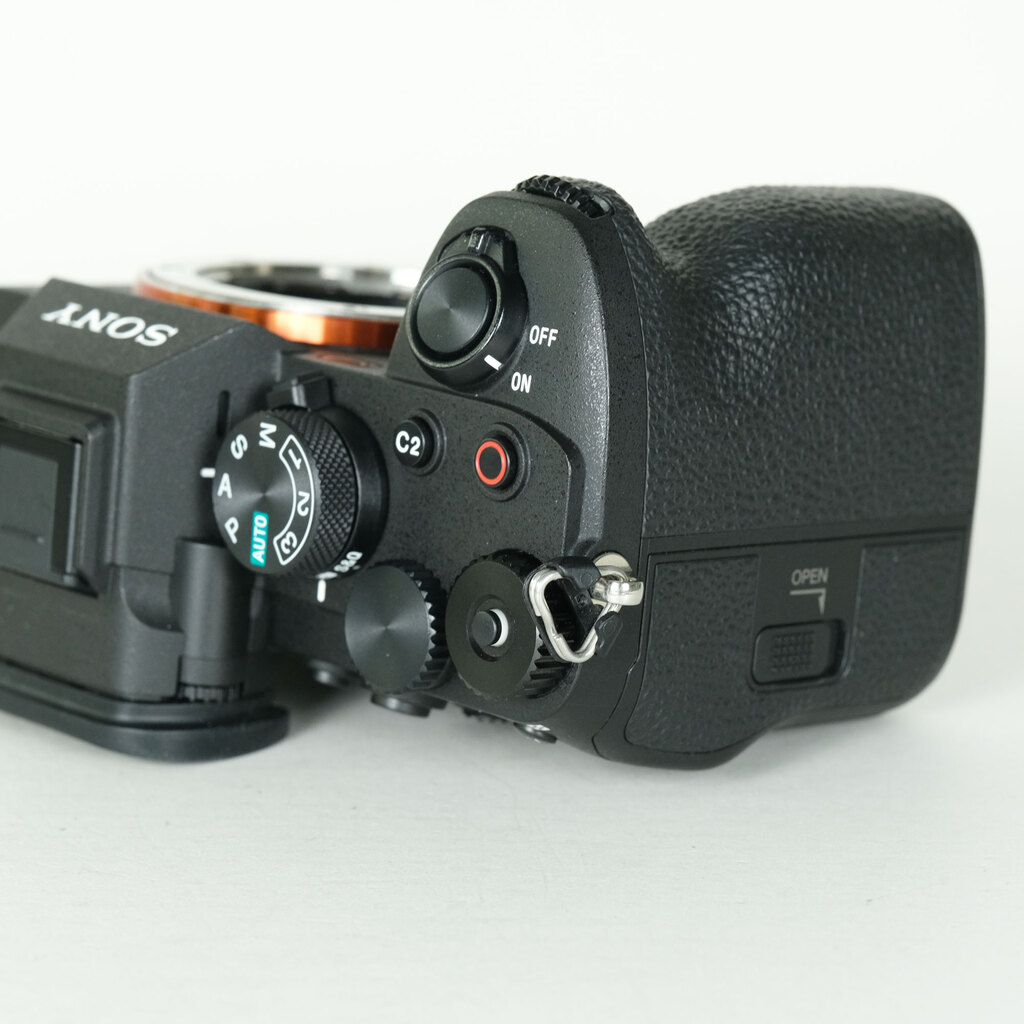 SONY α7 IV（ILCE-7M4）の出品 | ONE SCENE（ワンシーン）