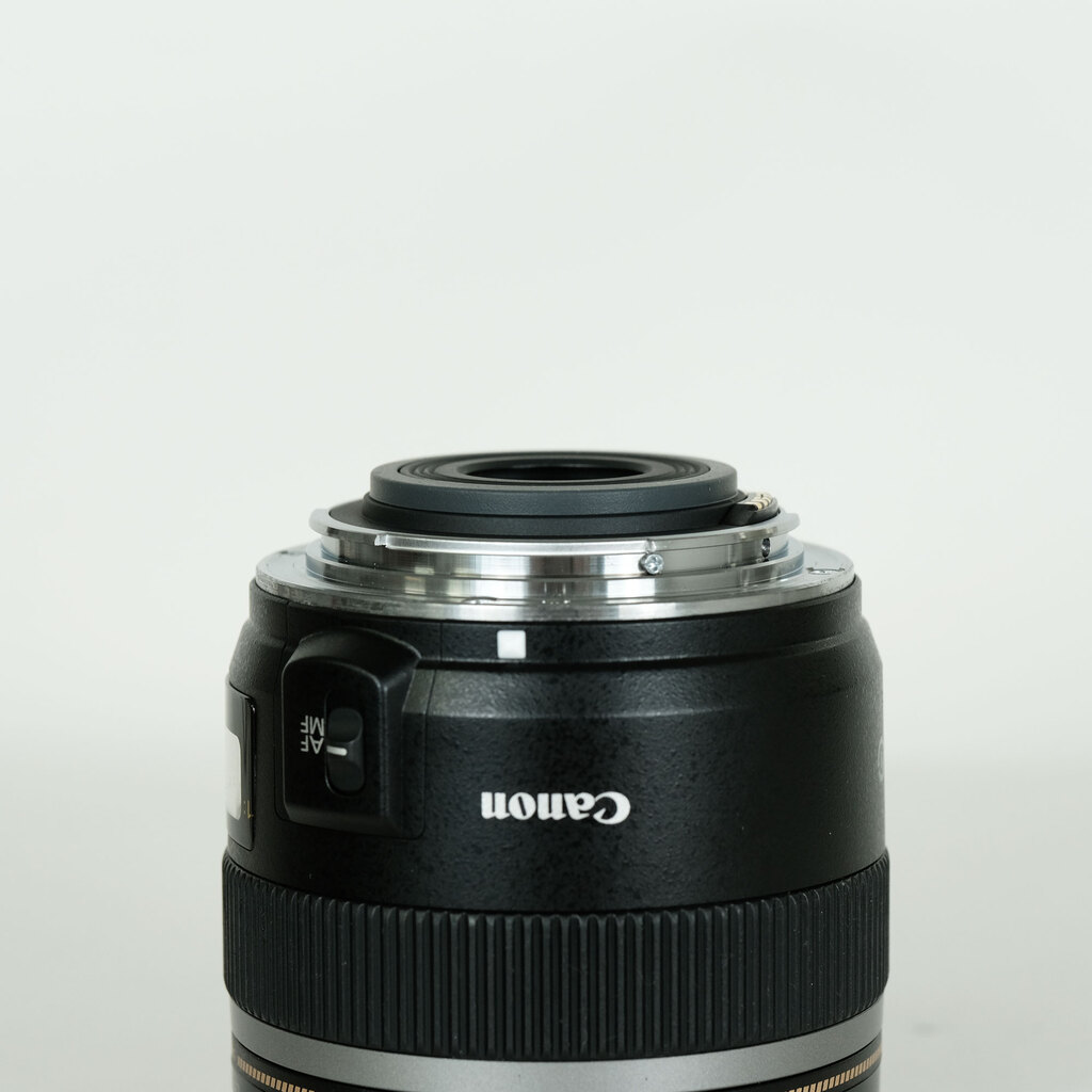 Canon EF-S60mm F2.8 マクロ USM