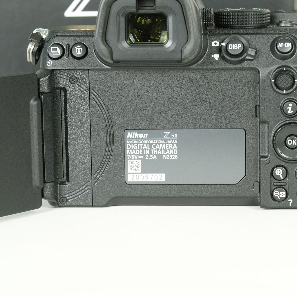 Nikon Z5IIの出品 | ONE SCENE（ワンシーン）