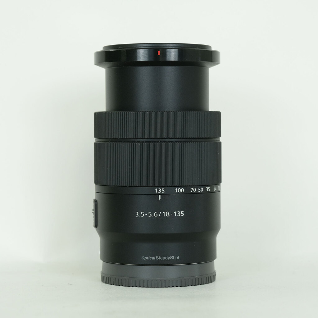 SONY E 18-135mm F3.5-5.6 OSS SEL18135