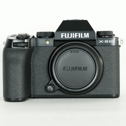 FUJIFILM X-S10