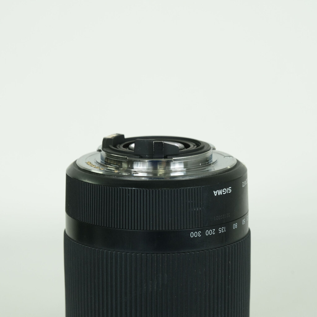 SIGMA 18-300mm F3.5-6.3 DC MACRO OS HSM｜Contemporary [ペンタックスK用]