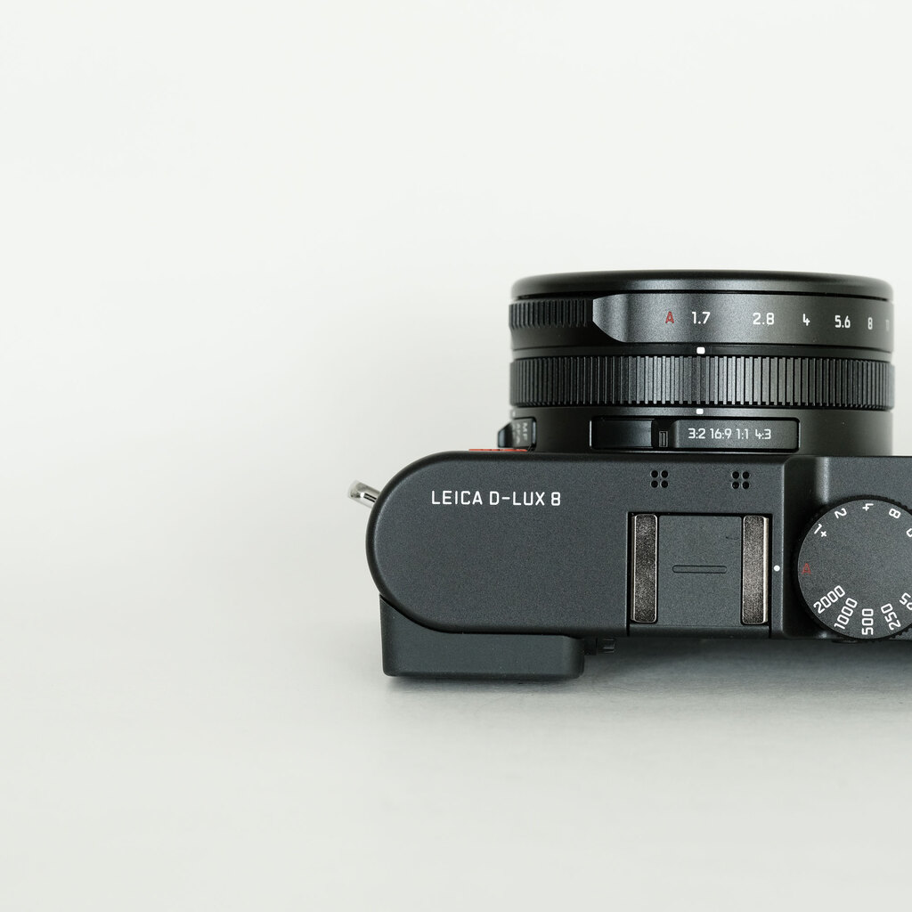 Leica D-LUX8
