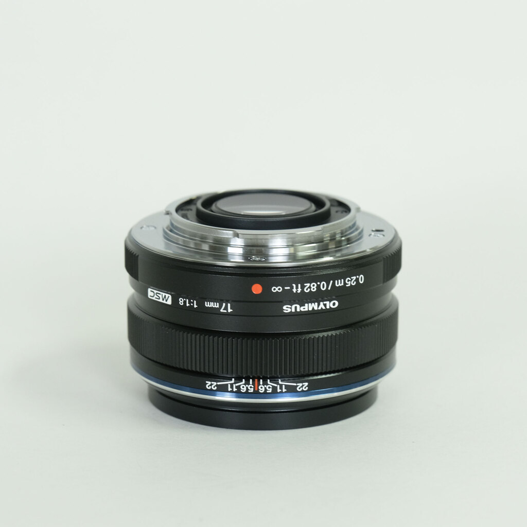 OLYMPUS M.ZUIKO DIGITAL 17mm F1.8