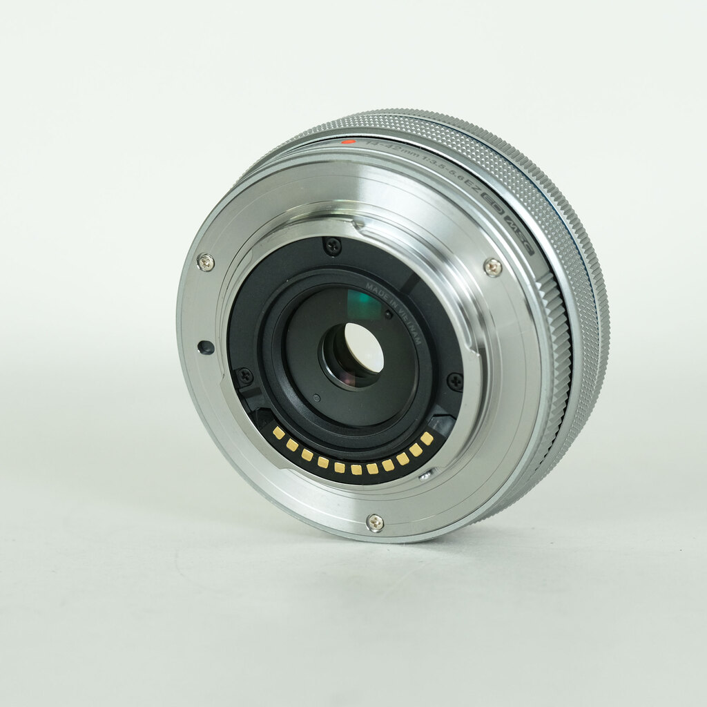 OLYMPUS M.ZUIKO DIGITAL ED 14-42mm F3.5-5.6 EZ シルバー