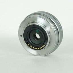 OLYMPUS M.ZUIKO DIGITAL ED 14-42mm F3.5-5.6 EZ シルバー