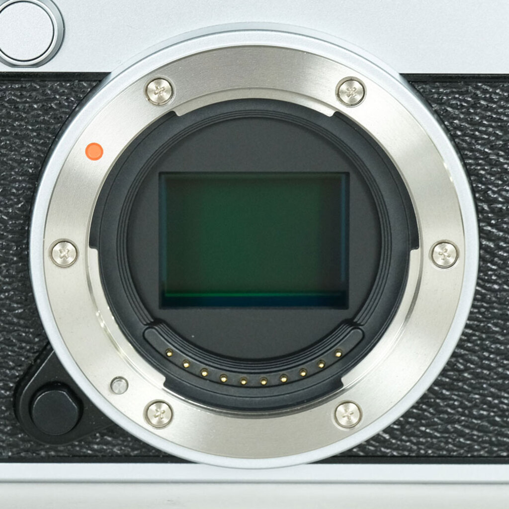 FUJIFILM X-E5