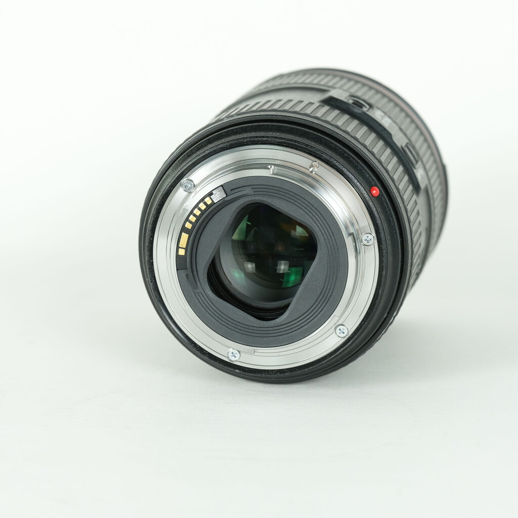 Canon EF24-105mm F4L IS II USM Canon EF24-105mm F4L IS II USM