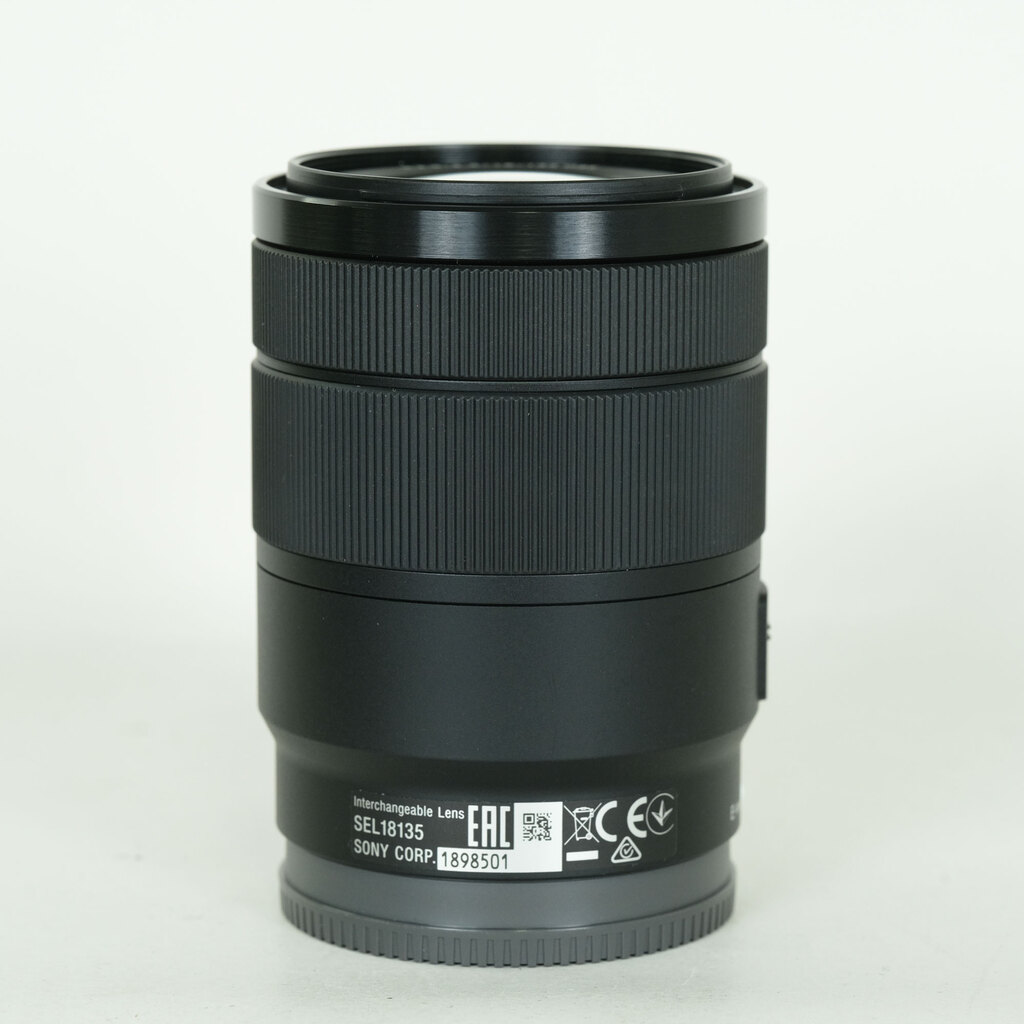 SONY E 18-135mm F3.5-5.6 OSS SEL18135 SONY E 18-135mm F3.5-5.6 OSS SEL18135