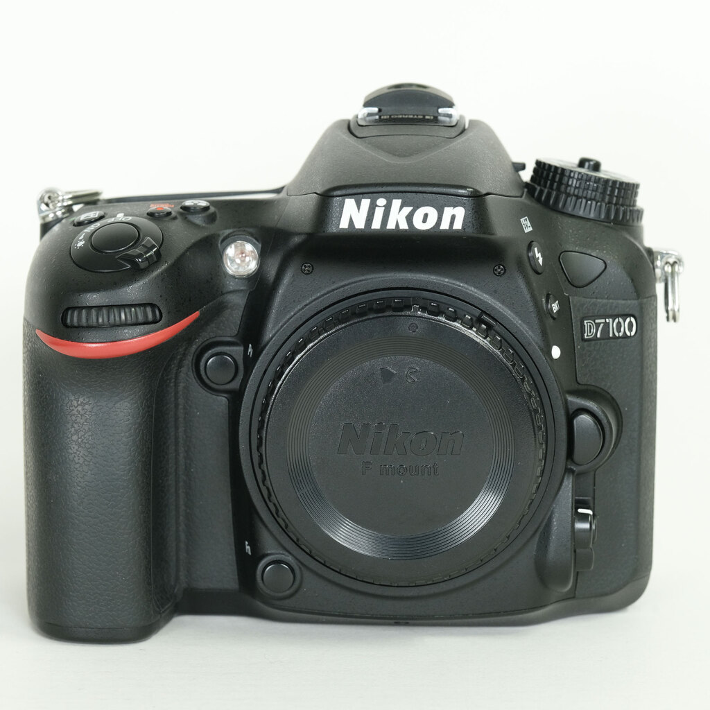 Nikon D7100