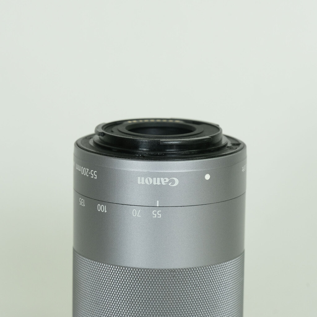 Canon EF-M55-200mm F4.5-6.3 IS STM シルバー
