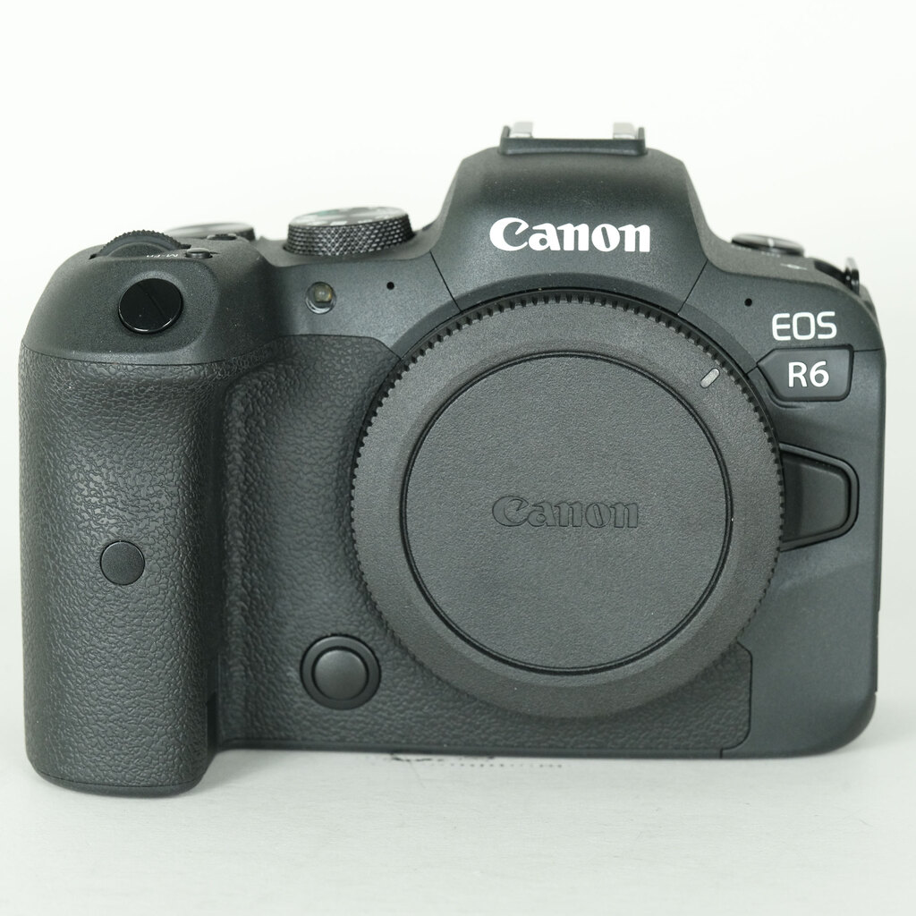 Canon EOS R6