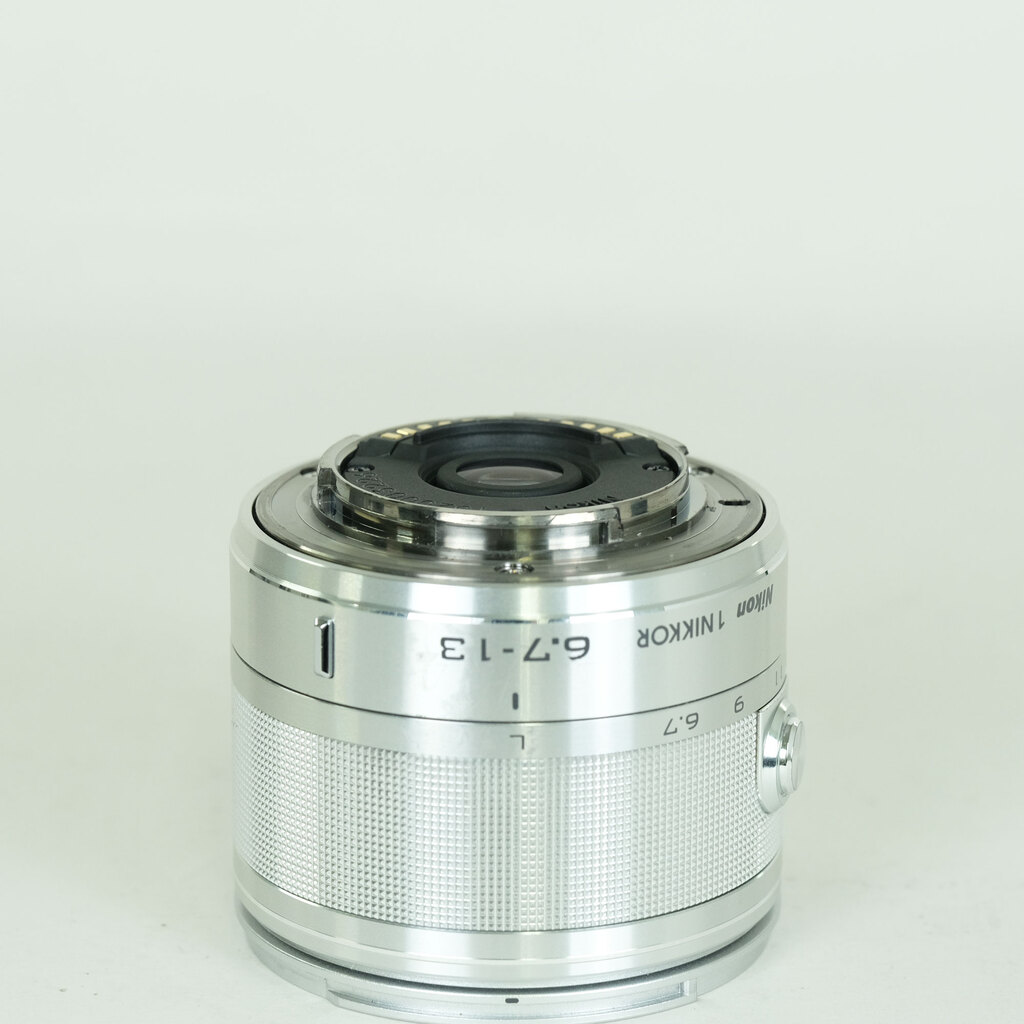 Nikon 1 NIKKOR VR 6.7-13mm f/3.5-5.6 シルバー