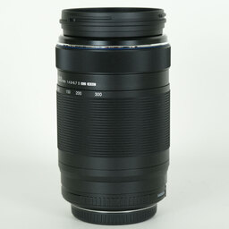 OM SYSTEM M.ZUIKO DIGITAL ED 75-300mm F4.8-6.7 II   　※OM SYSTEMロゴモデル