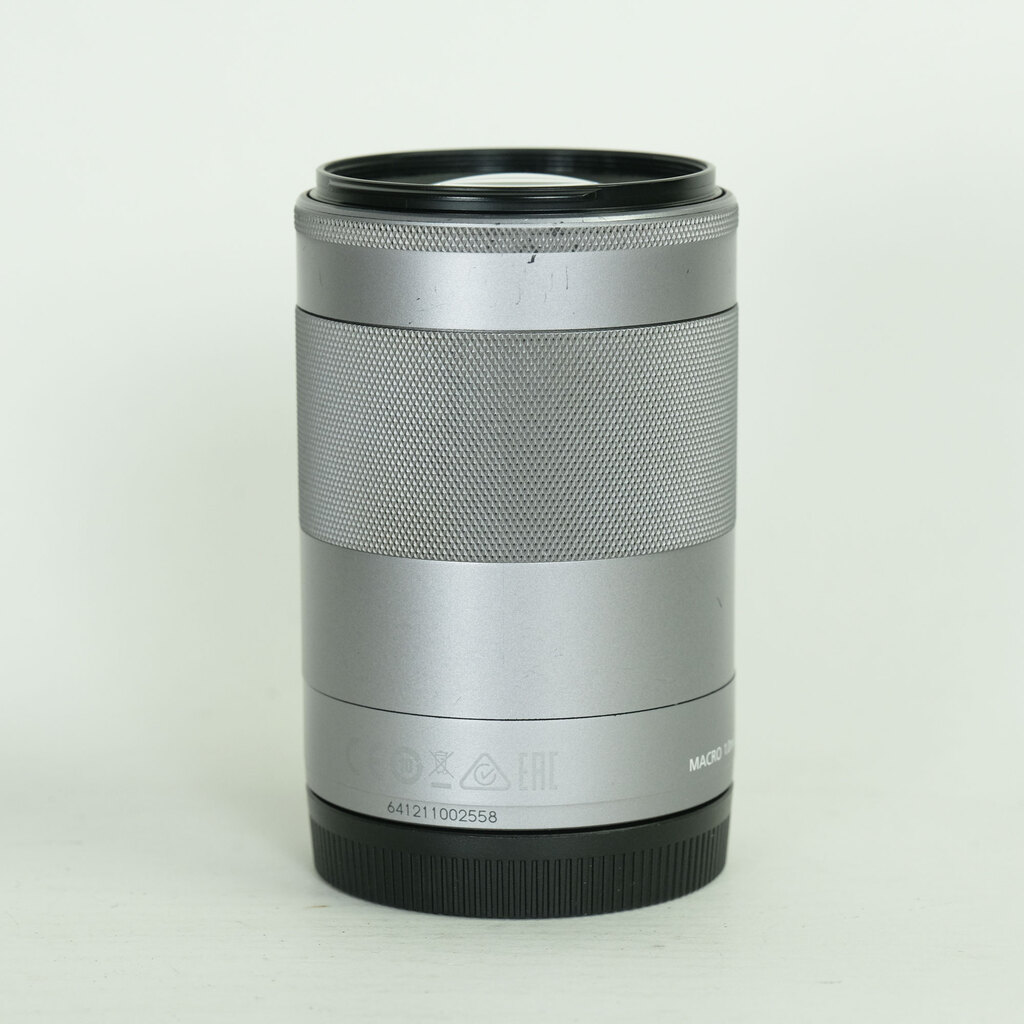 Canon EF-M55-200mm F4.5-6.3 IS STM シルバー