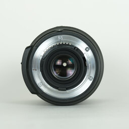 Nikon AF-S DX NIKKOR 18-200mm F3.5-5.6G ED VR II Nikon AF-S DX NIKKOR 18-200mm F3.5-5.6G ED VR II