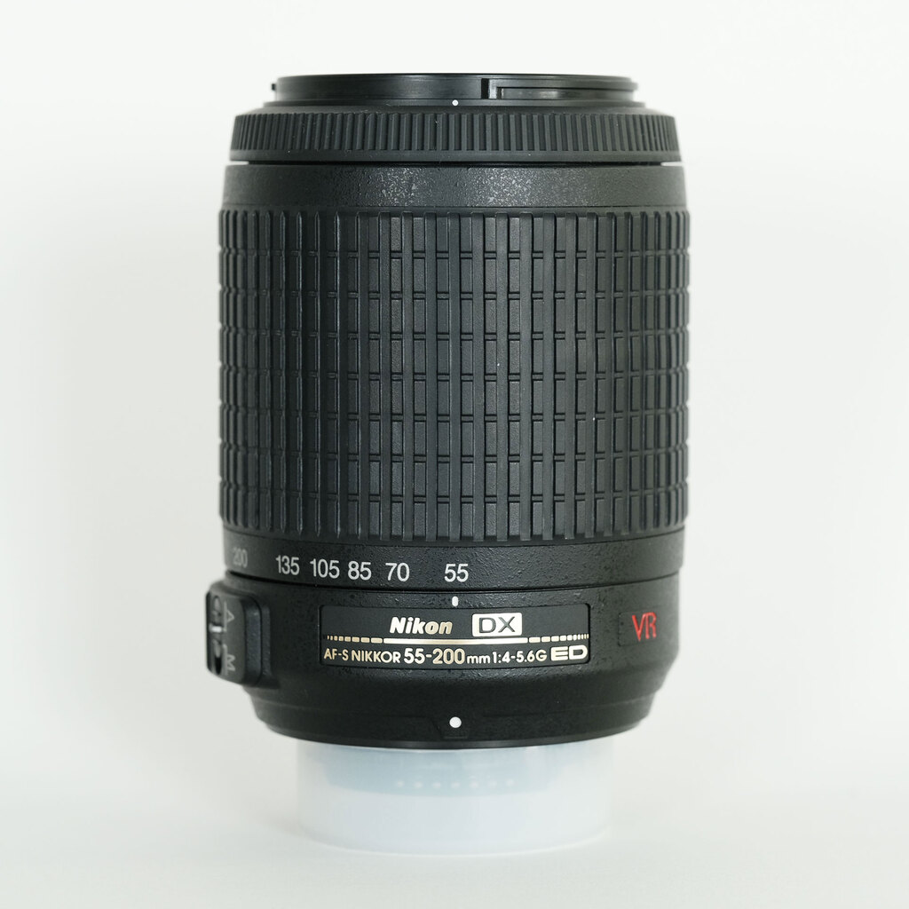 Nikon AF-S DX VR Zoom-Nikkor 55-200mm F4-5.6G IF-ED