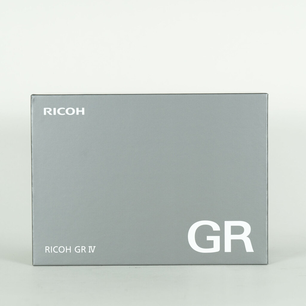 RICOH GR IV
