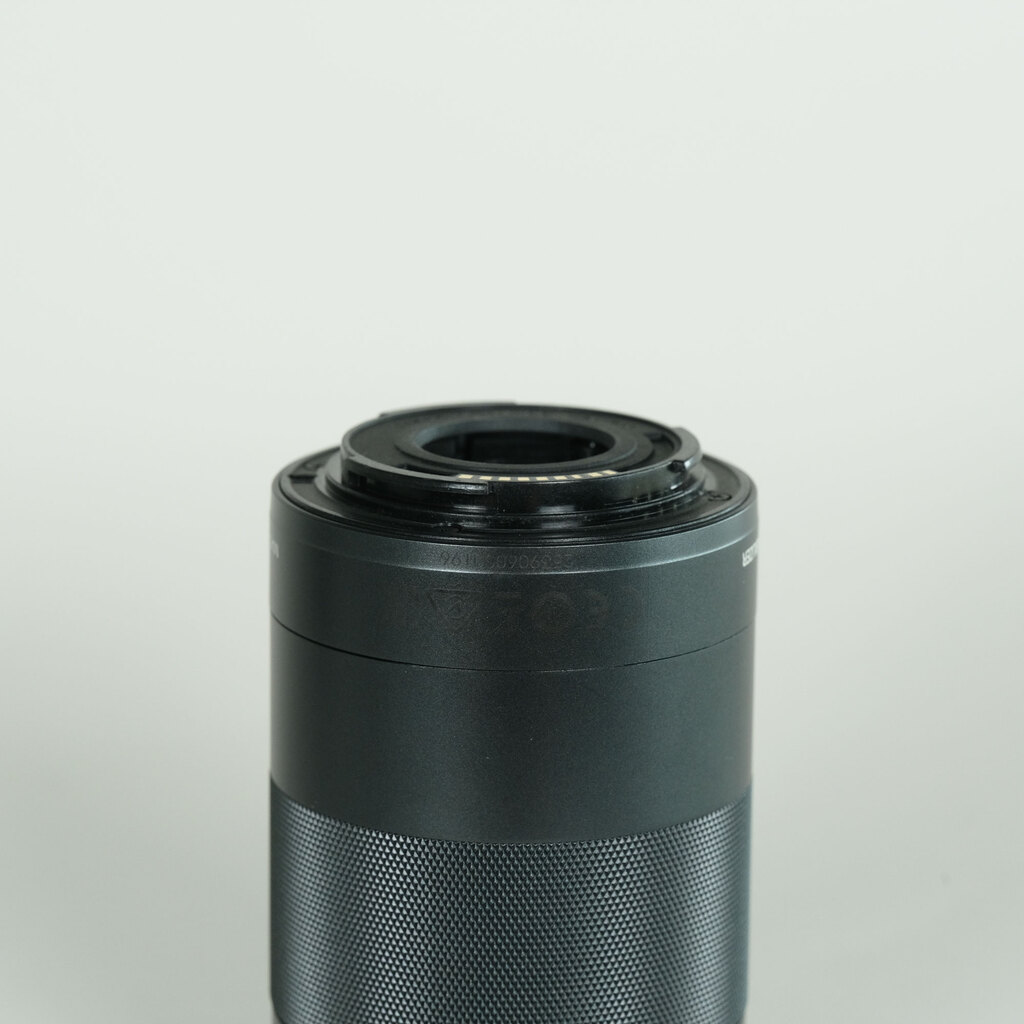 Canon EF-M55-200mm F4.5-6.3 IS STM Canon EF-M55-200mm F4.5-6.3 IS STM