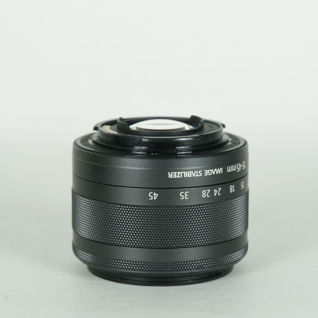 Canon EF-M15-45mm F3.5-6.3 IS STMの出品 | ONE SCENE（ワンシーン）