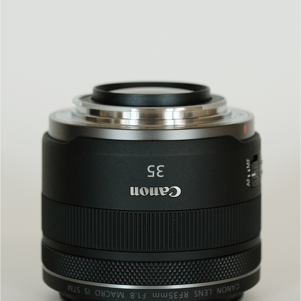 Canon RF35mm F1.8 MACRO IS STM