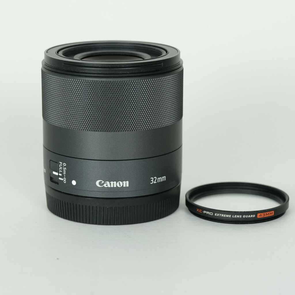 Canon EF-M32mm F1.4 STMの出品 | ONE SCENE（ワンシーン）